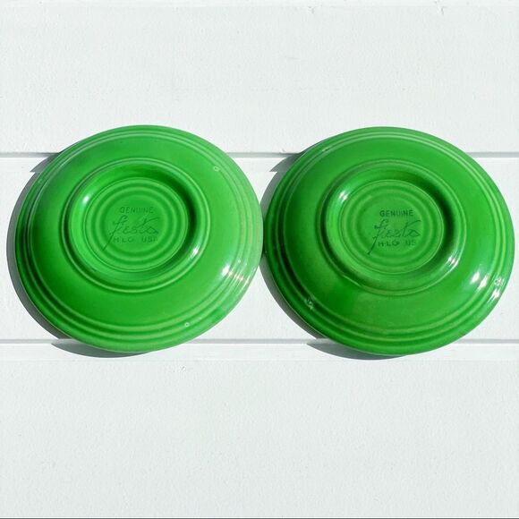 Fiesta Fiestaware Set of 2 Vintage 1959 Medium Green Glaze 6” Saucers & Teacups - Picture 5 of 12